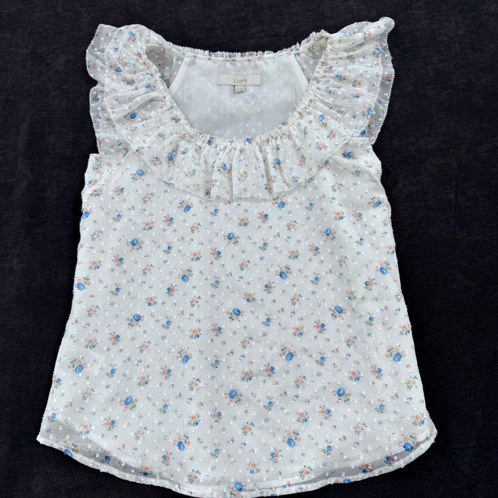 LOFT XS White Floral Clip Dot Ruffle Sleeveless Feminine Cottagecore Boho